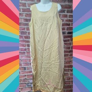 Plaza South Woman Y2K 2003 Embroidered Maxi Dress – Women’s Size 16W – Tan